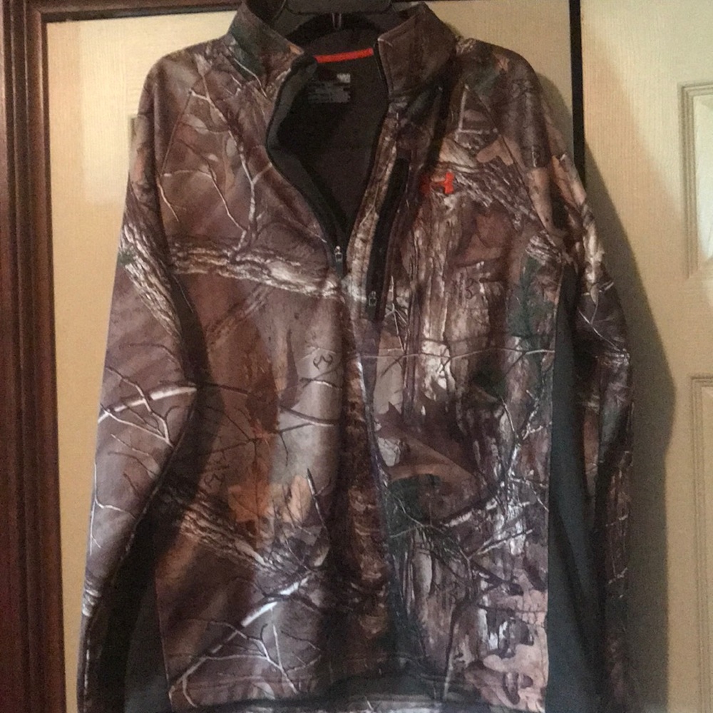 Camouflage quarter zip long sleeve
